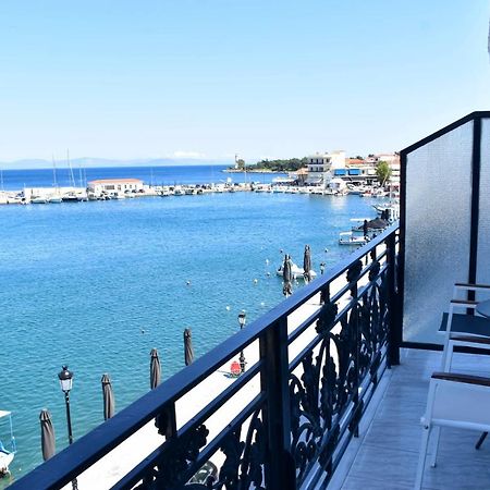 Leonidas Hotel Gythio Bagian luar foto