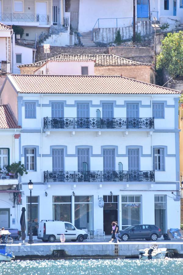 Leonidas Hotel Gythio Bagian luar foto