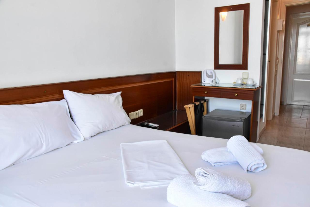 Leonidas Hotel Gythio Bagian luar foto