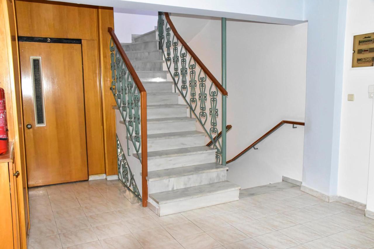 Leonidas Hotel Gythio Bagian luar foto